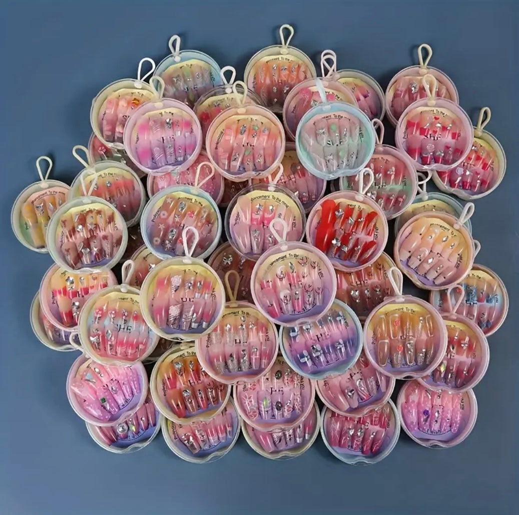 [Rhinestone Nail Set] Press-on Nail Set (4) Mystery